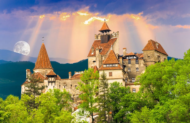 <h3>CULTURAL TOURS</h3><h3>EXPERIENCE AUTHENTIC ROMANIA</h3>